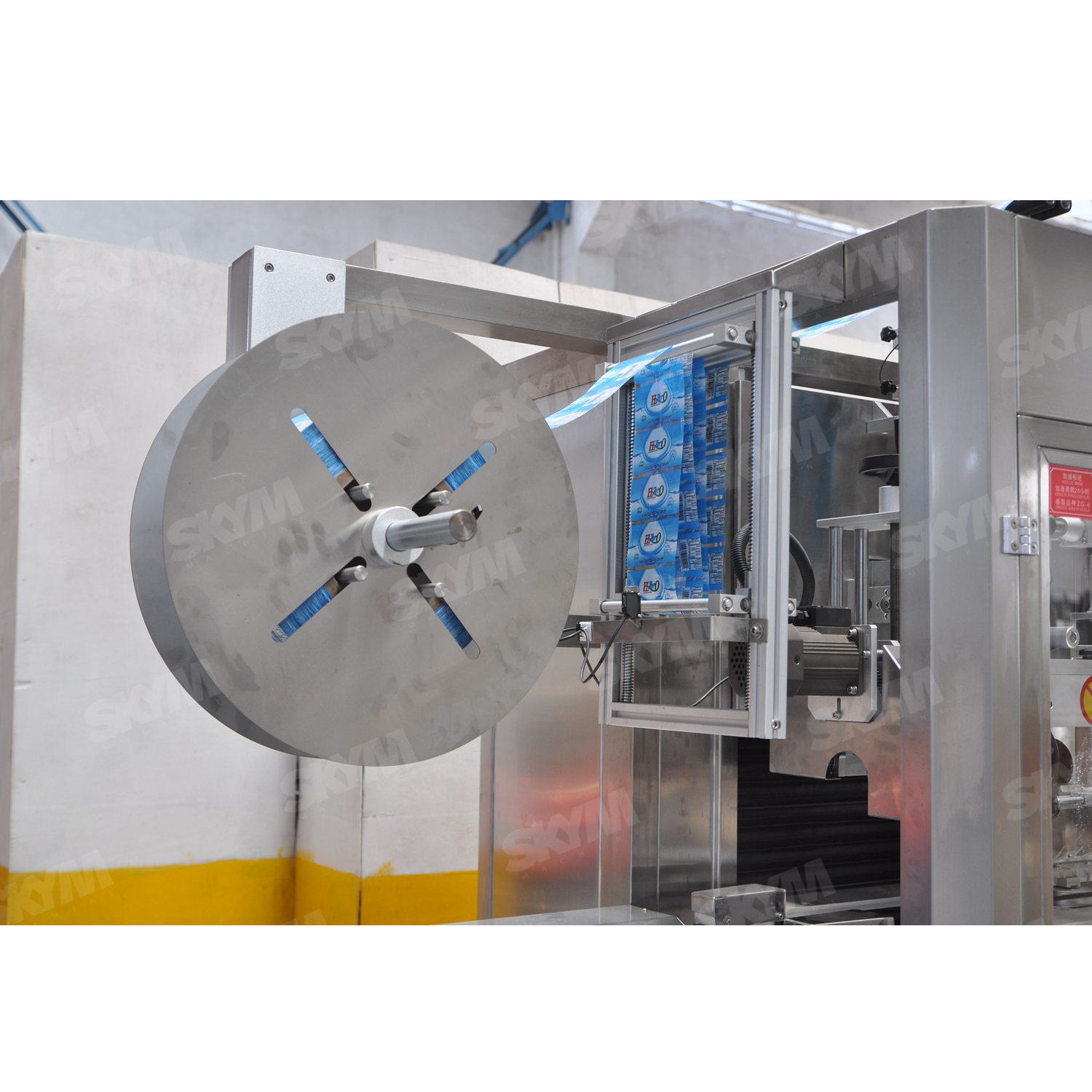 Mesin Pelabelan Lengan Otomatis untuk Botol Air